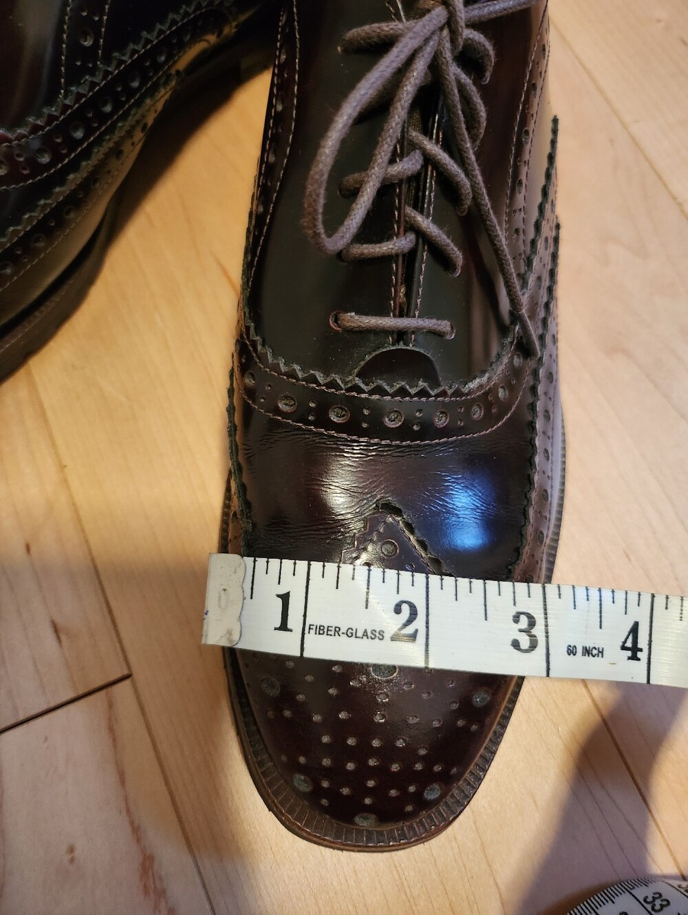 Johnston & Murphy Womens Burgundy Wingtip Brogues - Classic Leather Dress Shoes - Picture 8 of 9